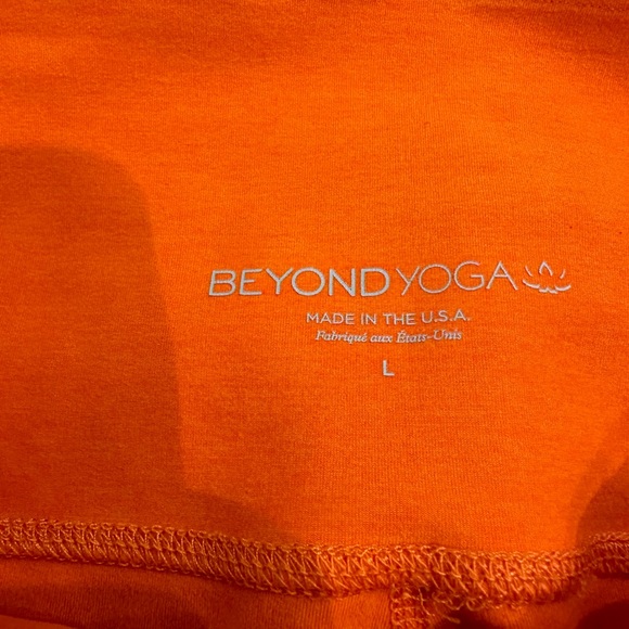 BEYOND YOGA caught in the midi high waisted leggings - Picture 12 of 15